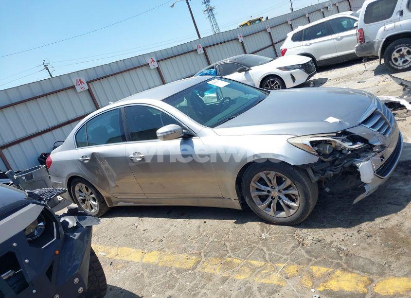 Photo 13 of 2013 Hyundai Genesis 3.8 (VIN KMHGC4DD7DU249903)