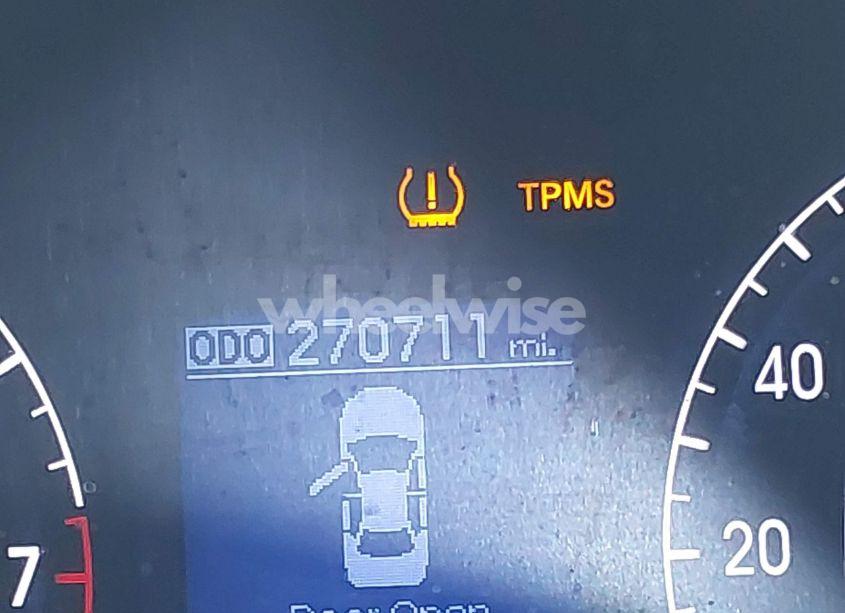 Photo 15 of 2013 Hyundai Genesis 3.8 (VIN KMHGC4DD7DU249903)