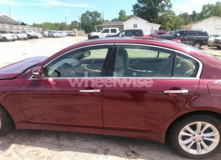 Photo 13 of 2013 Hyundai Genesis 3.8 (VIN KMHGC4DD8DU212407)