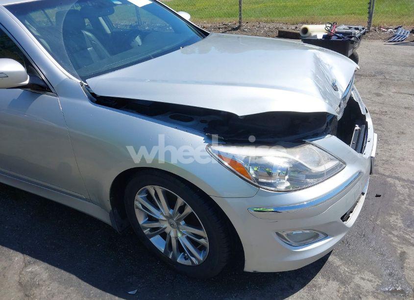 Photo 17 of 2013 Hyundai Genesis 3.8 (VIN KMHGC4DD8DU222547)