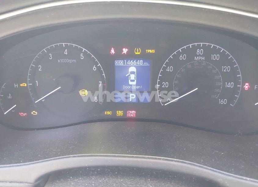 Photo 7 of 2013 Hyundai Genesis 3.8 (VIN KMHGC4DD8DU222547)