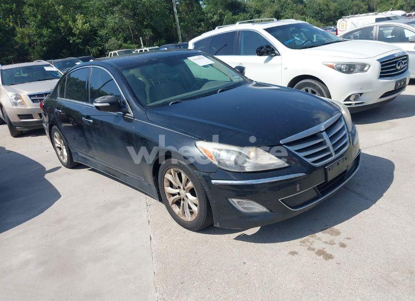 2013 Hyundai Genesis 3.8 (VIN KMHGC4DD8DU243348) main photo