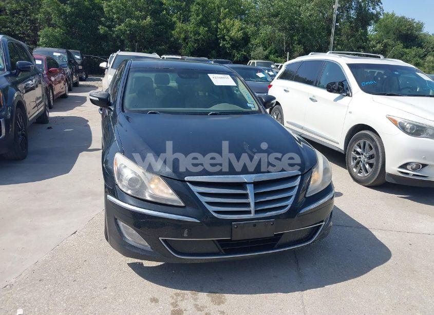 Photo 12 of 2013 Hyundai Genesis 3.8 (VIN KMHGC4DD8DU243348)