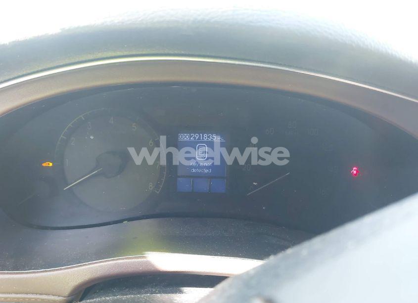 Photo 7 of 2013 Hyundai Genesis 3.8 (VIN KMHGC4DD9DU221312)