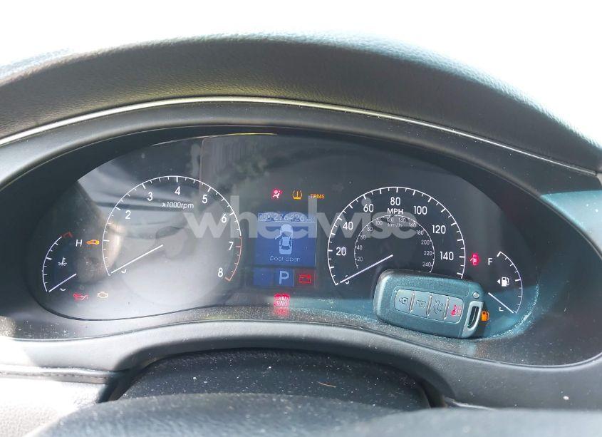 Photo 7 of 2013 Hyundai Genesis 3.8 (VIN KMHGC4DDXDU252889)