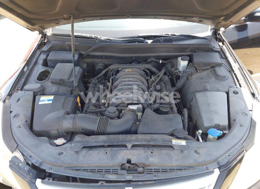 Photo 10 of 2011 Hyundai Genesis 4.6 (VIN KMHGC4DF0BU131917)