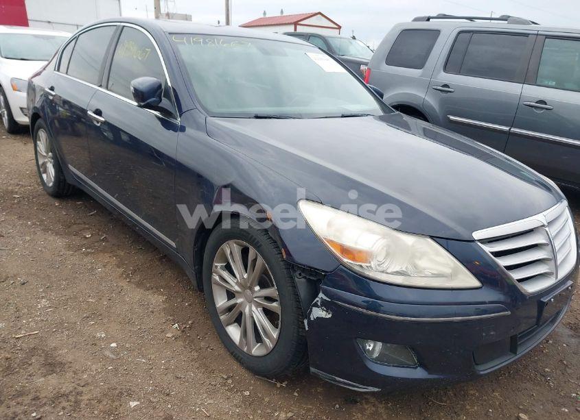 Photo 6 of 2011 Hyundai Genesis 4.6 (VIN KMHGC4DF2BU145138)
