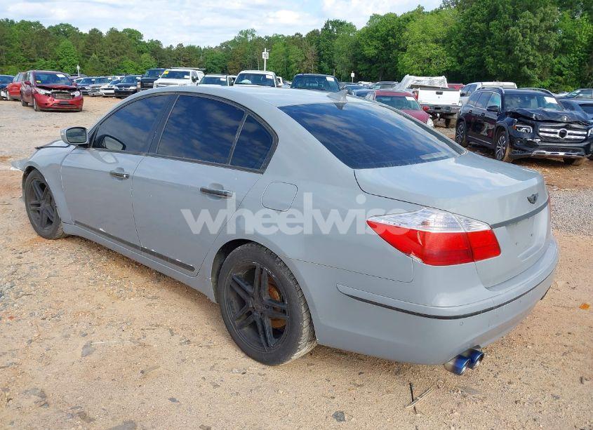 Photo 3 of 2011 Hyundai Genesis 4.6 (VIN KMHGC4DF9BU121998)