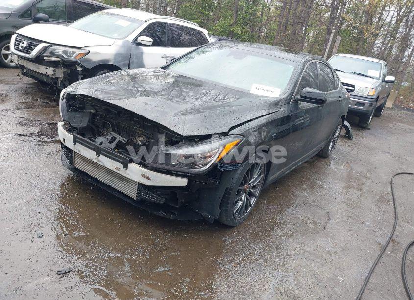 Photo 2 of 2018 Genesis G80 3.3T SPORT (VIN KMHGN4JB2JU228949)