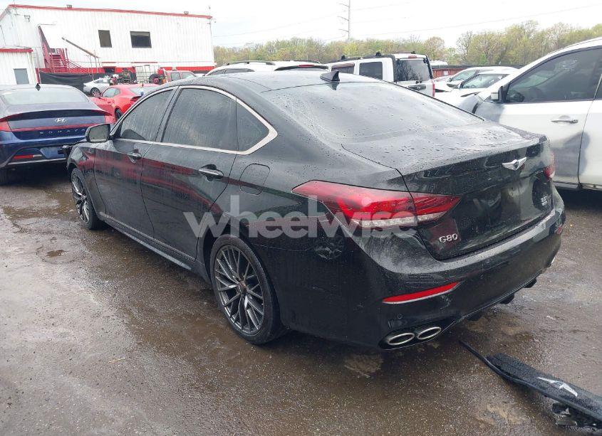 Photo 3 of 2018 Genesis G80 3.3T SPORT (VIN KMHGN4JB2JU228949)