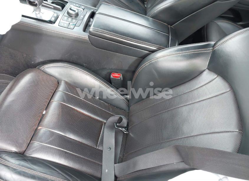 Photo 20 of 2018 Genesis G80 3.3T SPORT (VIN KMHGN4JB6JU222877)