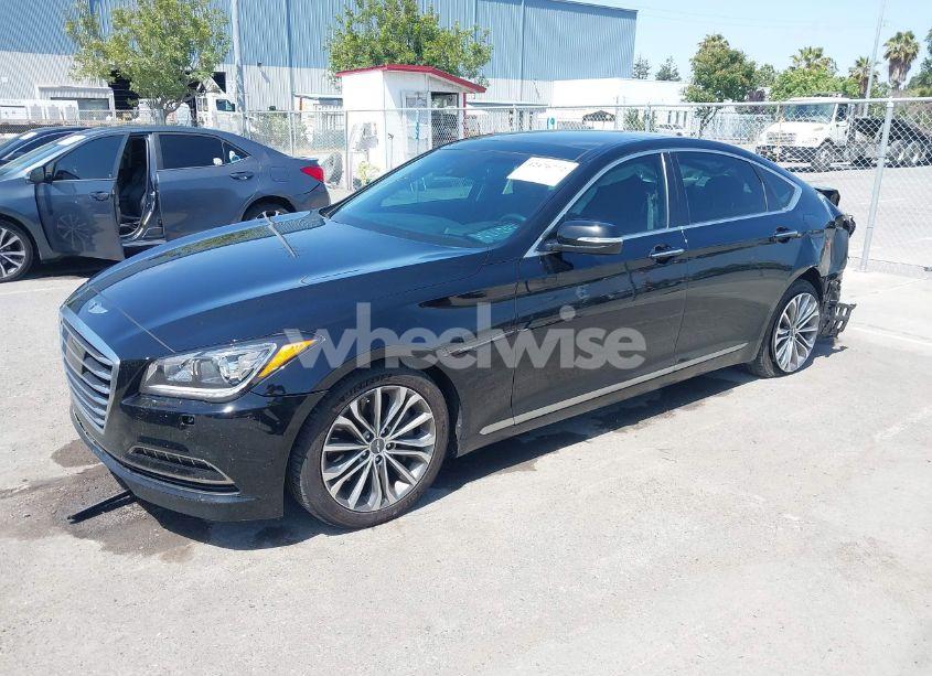 Photo 2 of 2015 Hyundai Genesis 3.8 (VIN KMHGN4JE1FU073456)