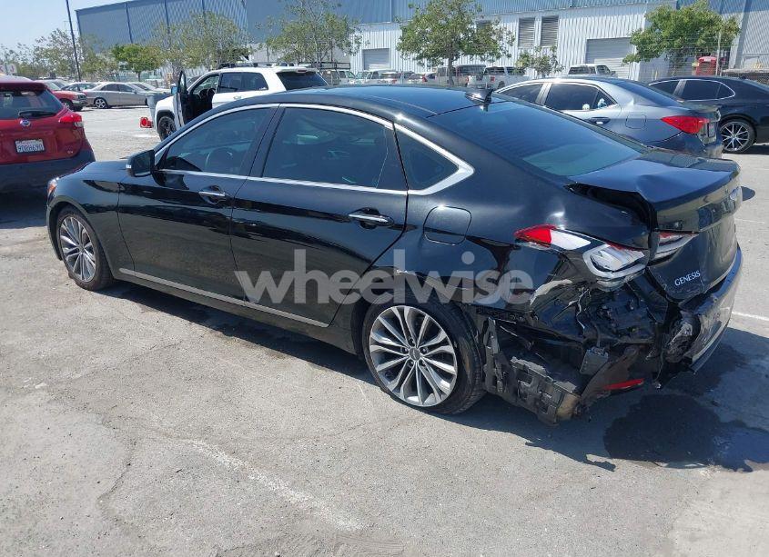 Photo 3 of 2015 Hyundai Genesis 3.8 (VIN KMHGN4JE1FU073456)