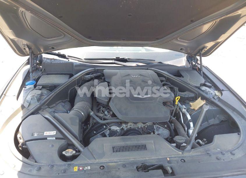 Photo 10 of 2018 Genesis G80 3.8 (VIN KMHGN4JE1JU253478)