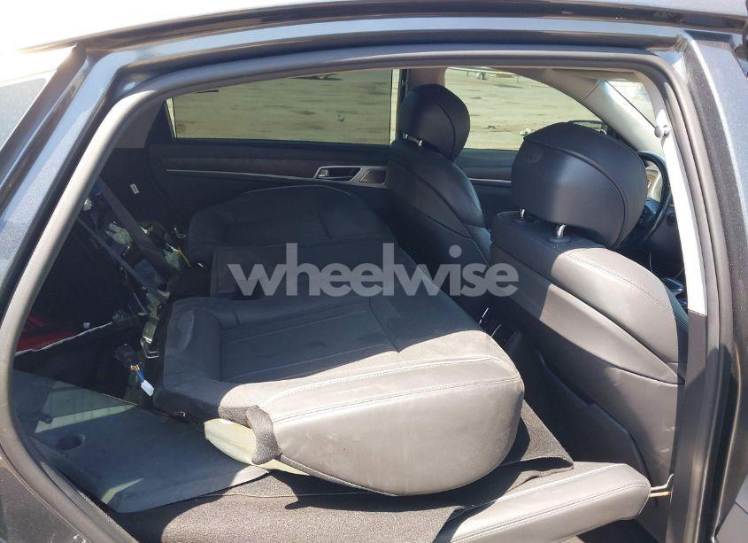 Photo 8 of 2018 Genesis G80 3.8 (VIN KMHGN4JE1JU253478)