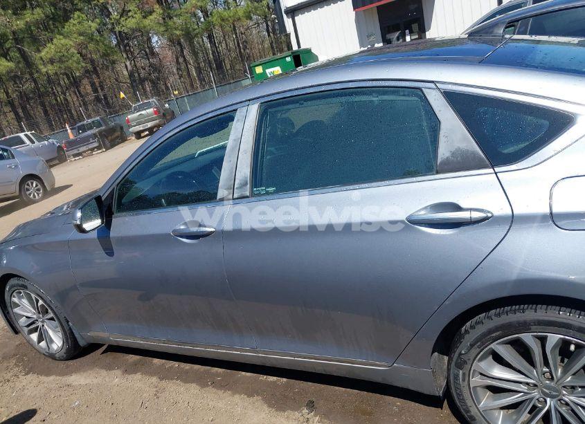 Photo 14 of 2015 Hyundai Genesis 3.8 (VIN KMHGN4JE2FU037498)