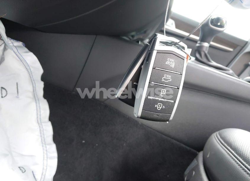 Photo 11 of 2018 Genesis G80 3.8 (VIN KMHGN4JE2JU227746)