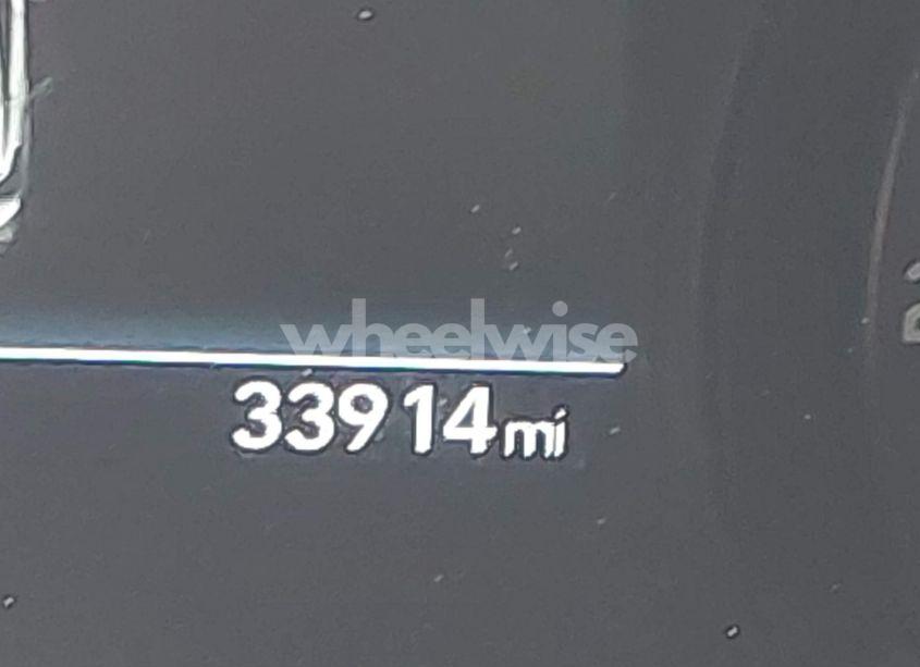 Photo 16 of 2018 Genesis G80 3.8 (VIN KMHGN4JE2JU227746)