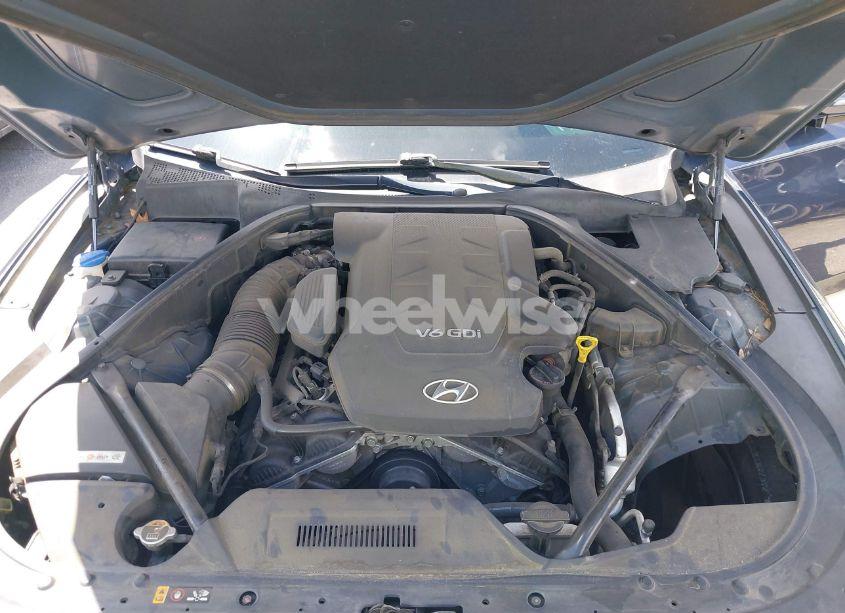 Photo 10 of 2015 Hyundai Genesis 3.8 (VIN KMHGN4JE5FU102618)