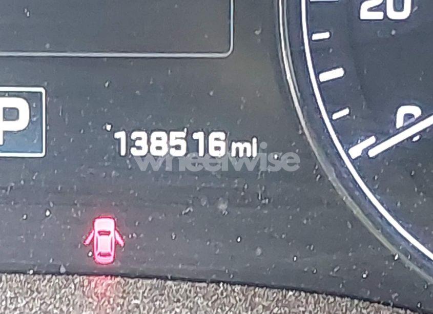 Photo 15 of 2015 Hyundai Genesis 3.8 (VIN KMHGN4JE5FU102618)