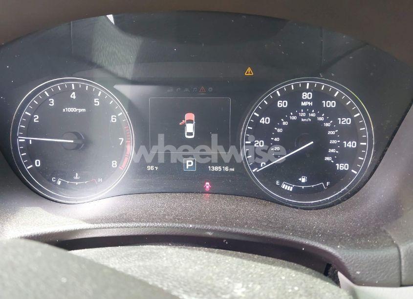 Photo 7 of 2015 Hyundai Genesis 3.8 (VIN KMHGN4JE5FU102618)