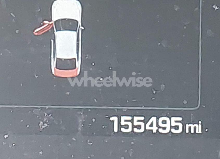 Photo 16 of 2017 Genesis G80 3.8 (VIN KMHGN4JE5HU194946)