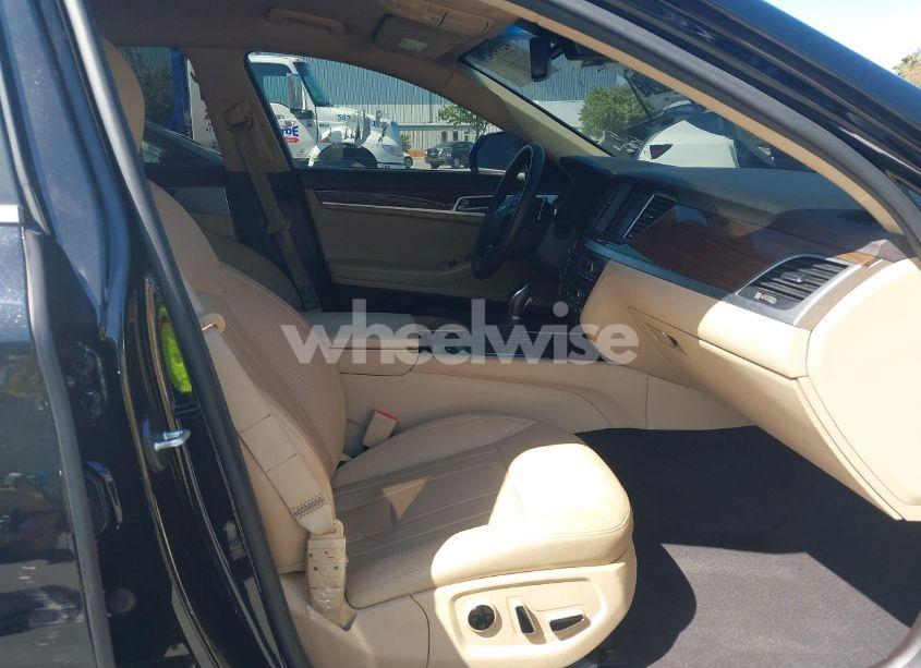 Photo 5 of 2017 Genesis G80 3.8 (VIN KMHGN4JE6HU190971)