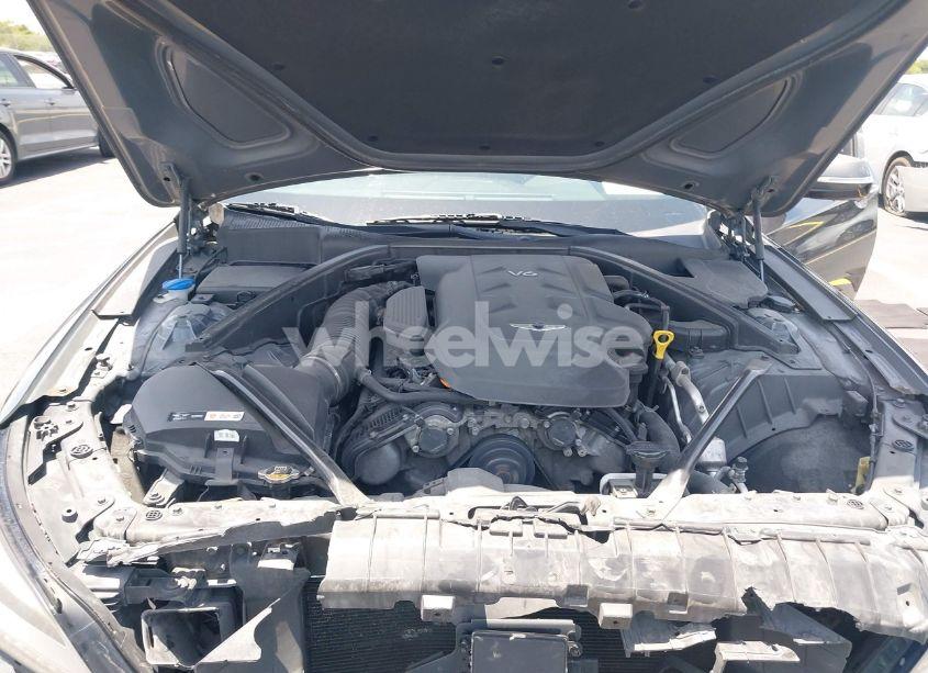 Photo 10 of 2018 Genesis G80 3.8 (VIN KMHGN4JE6JU269143)