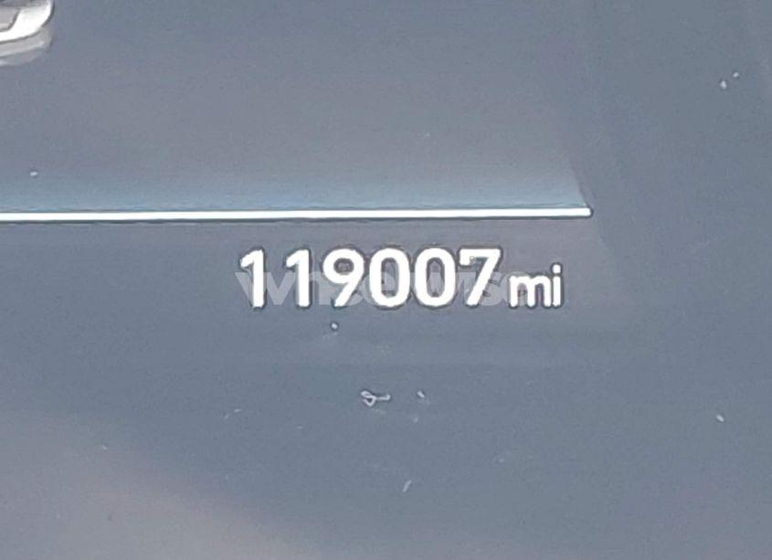 Photo 16 of 2018 Genesis G80 3.8 (VIN KMHGN4JE6JU269143)