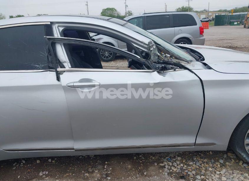 Photo 6 of 2017 Genesis G80 3.8 (VIN KMHGN4JE7HU178165)