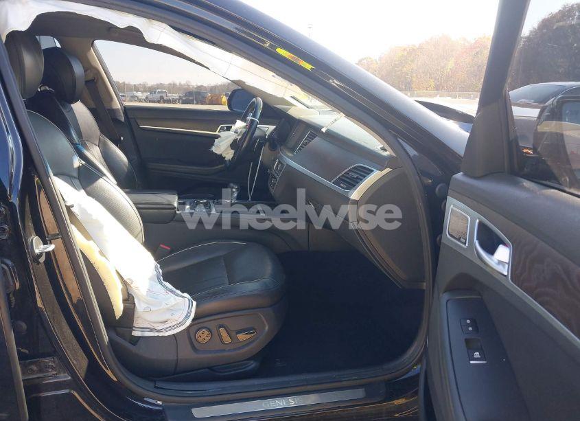 Photo 5 of 2018 Genesis G80 3.8 (VIN KMHGN4JE8JU232417)