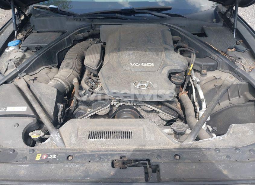 Photo 10 of 2015 Hyundai Genesis 3.8 (VIN KMHGN4JE9FU023078)