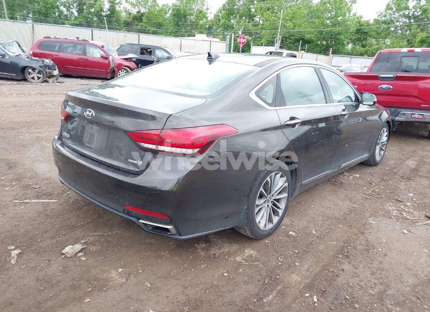 Photo 4 of 2016 Hyundai Genesis 3.8 (VIN KMHGN4JE9GU112683)