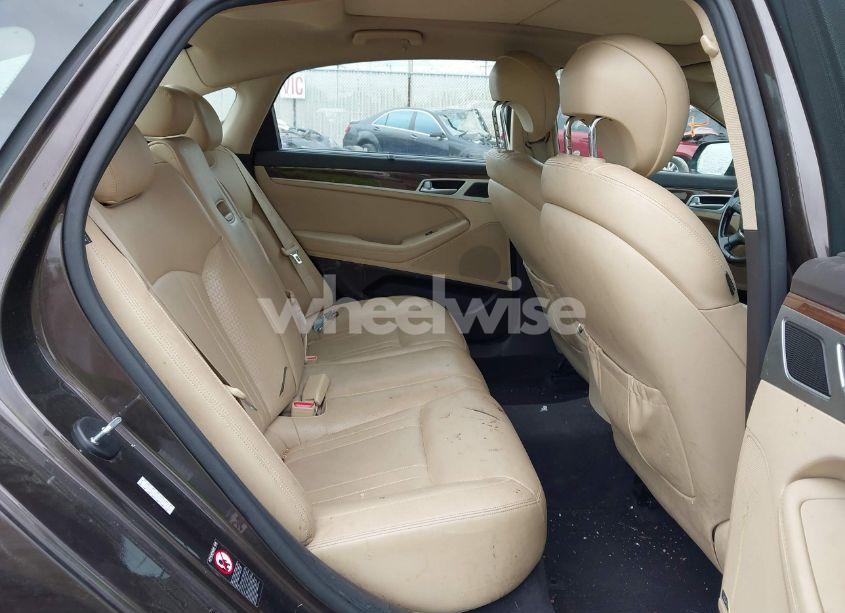 Photo 8 of 2016 Hyundai Genesis 3.8 (VIN KMHGN4JE9GU112683)