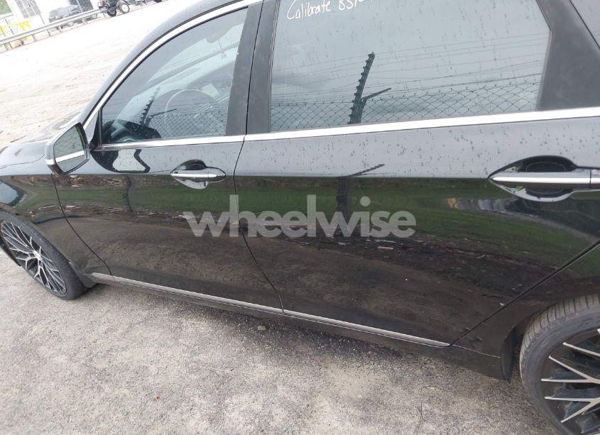 Photo 15 of 2015 Hyundai Genesis 5.0 (VIN KMHGN4JF8FU076458)