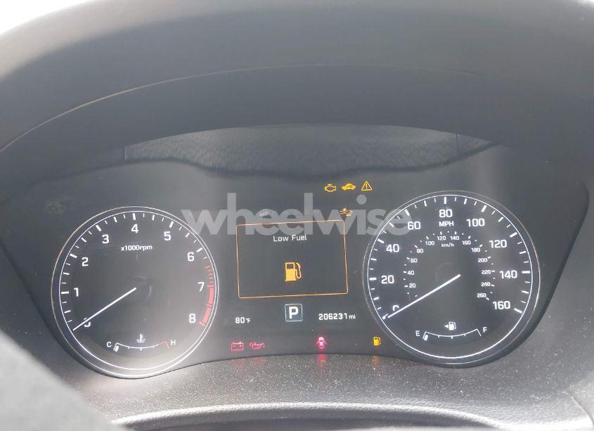 Photo 7 of 2015 Hyundai Genesis 5.0 (VIN KMHGN4JF9FU085203)