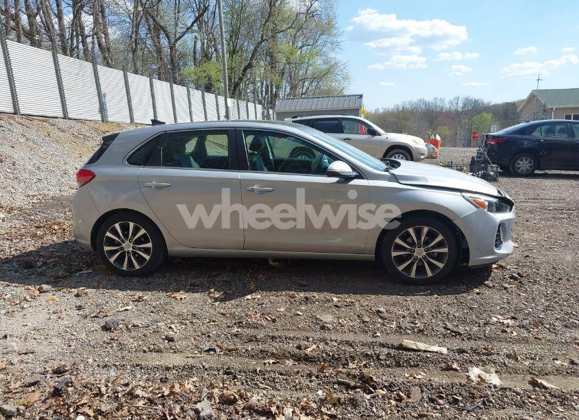 Photo 14 of 2020 Hyundai Elantra GT (VIN KMHH35LE1LU146270)