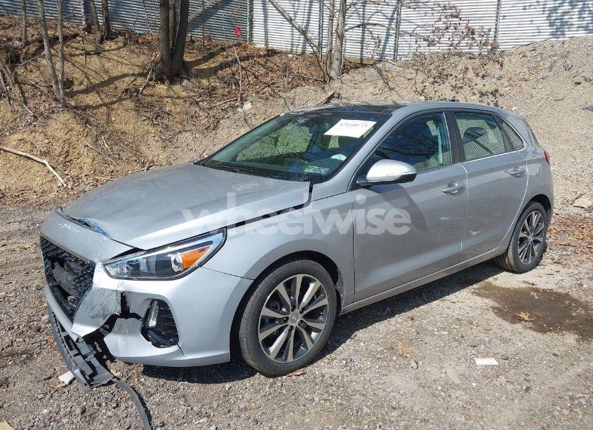 Photo 2 of 2020 Hyundai Elantra GT (VIN KMHH35LE1LU146270)
