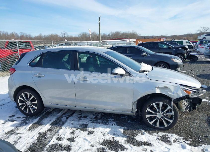 Photo 14 of 2018 Hyundai Elantra GT (VIN KMHH35LE2JU024806)