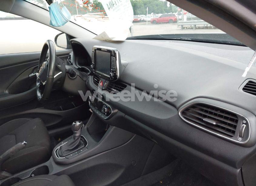 Photo 19 of 2018 Hyundai Elantra GT (VIN KMHH35LE3JU079670)