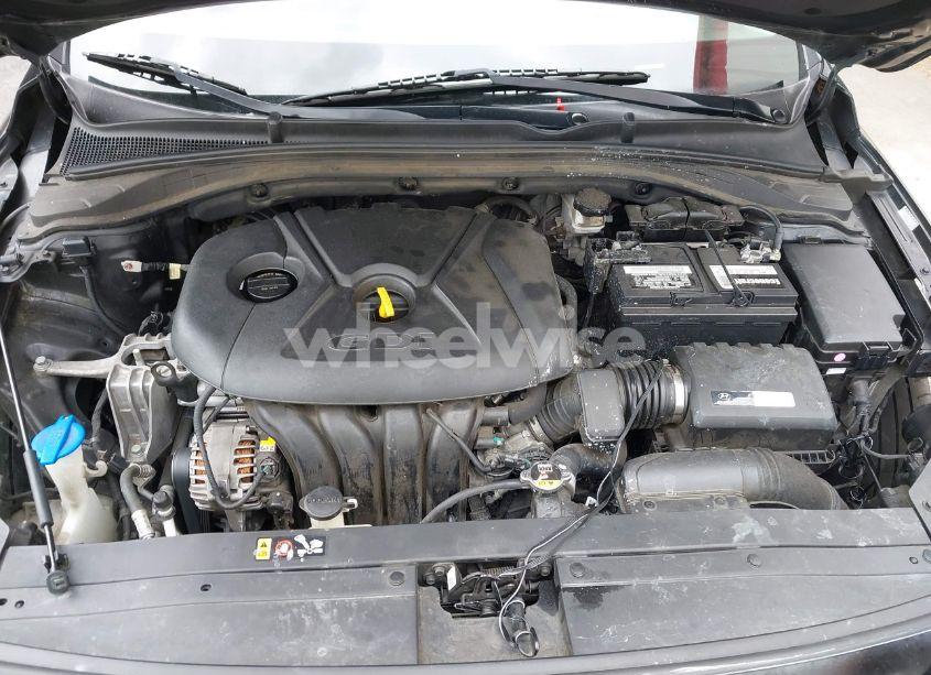 Photo 10 of 2018 Hyundai Elantra GT (VIN KMHH35LE5JU023553)