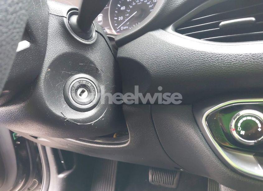 Photo 6 of 2018 Hyundai Elantra GT (VIN KMHH35LE5JU023553)