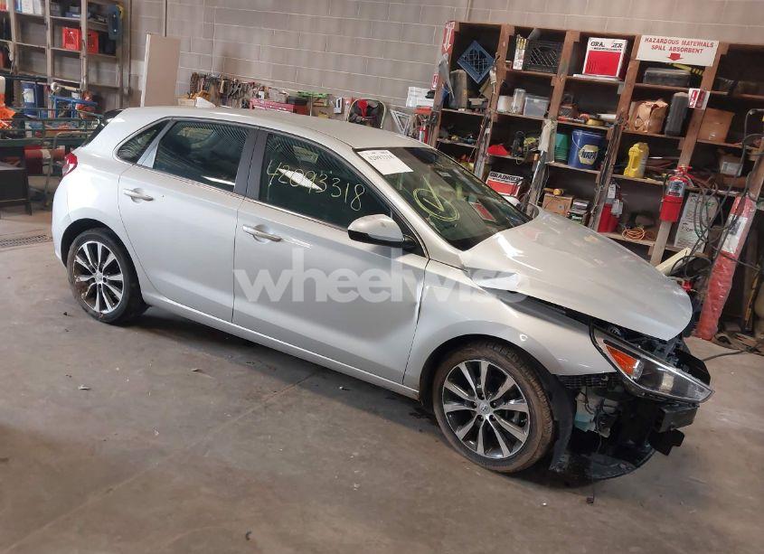 2018 Hyundai Elantra GT (VIN KMHH35LE6JU018992) main photo