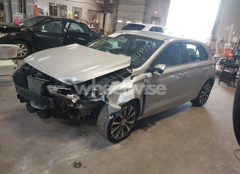 Photo 2 of 2018 Hyundai Elantra GT (VIN KMHH35LE6JU018992)