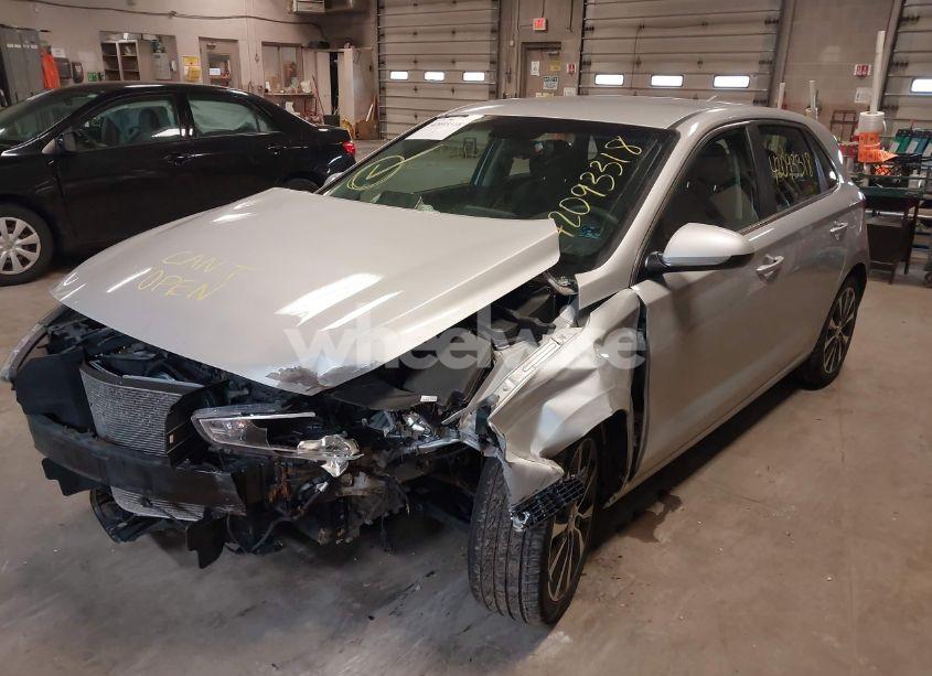 Photo 6 of 2018 Hyundai Elantra GT (VIN KMHH35LE6JU018992)