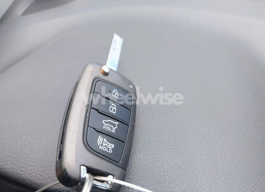 Photo 11 of 2018 Hyundai Elantra GT (VIN KMHH35LE6JU023772)