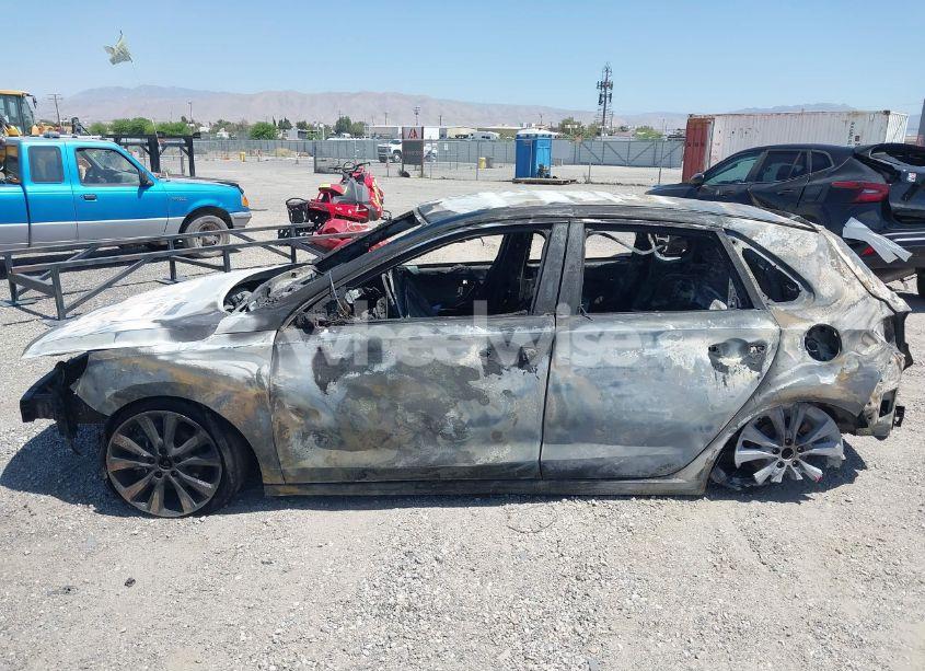 Photo 14 of 2019 Hyundai Elantra GT (VIN KMHH35LE9KU102208)