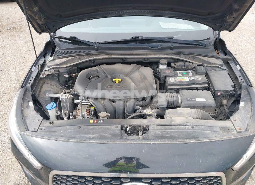 Photo 10 of 2019 Hyundai Elantra GT (VIN KMHH35LE9KU109353)