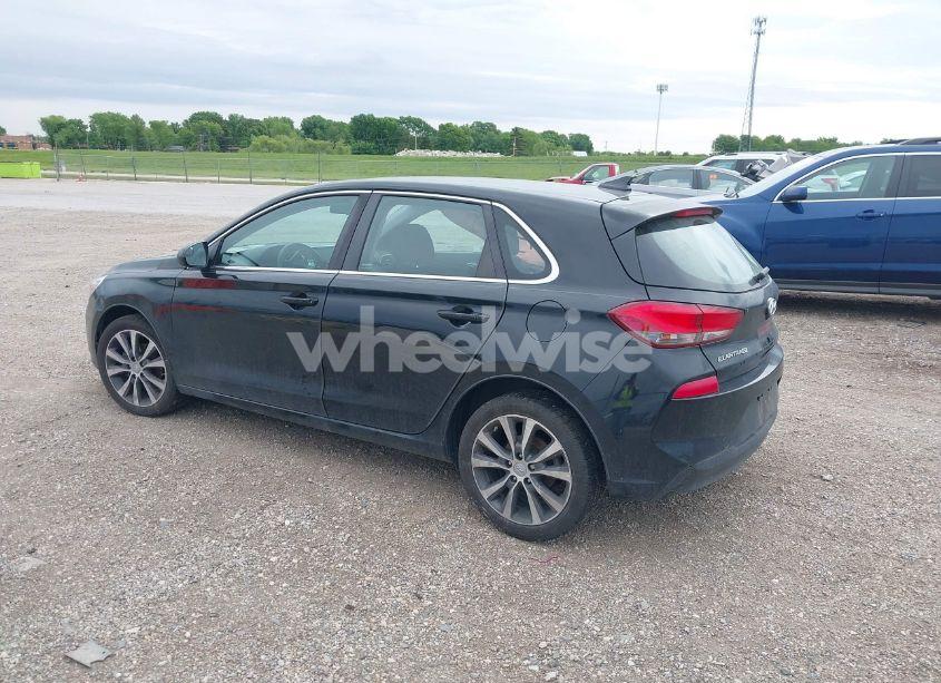 Photo 3 of 2019 Hyundai Elantra GT (VIN KMHH35LE9KU109353)
