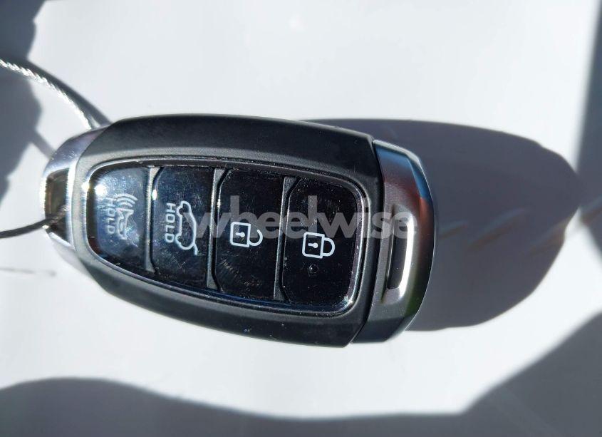 Photo 11 of 2020 Hyundai Elantra GT N LINE (VIN KMHH55LC0LU135575)